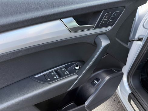 Used 2018 Audi Q5 2.0T Premium Plus w/ Premium Plus Package image 22