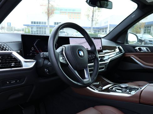 Used 2025 BMW X5 xDrive40i image 2