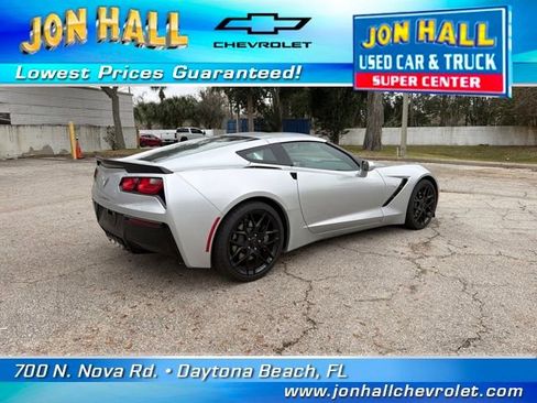 Used 2019 Chevrolet Corvette Stingray Coupe w/ 1LT image 11