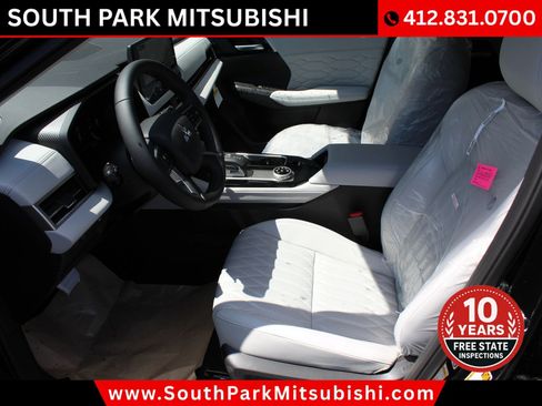 New 2026 Mitsubishi Outlander SEL image 12