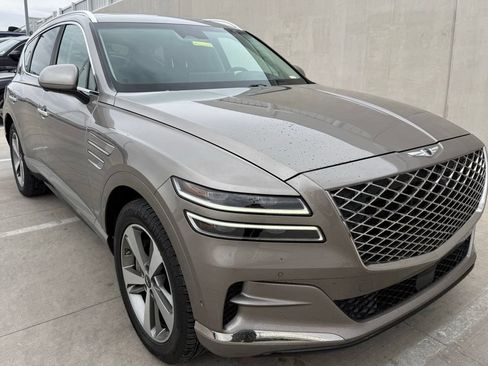 Used 2021 Genesis GV80 3.5T w/ Advanced Package 06 AWD/4WD image 2