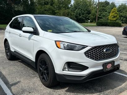 Used 2024 Ford Edge SEL w/ Convenience Package