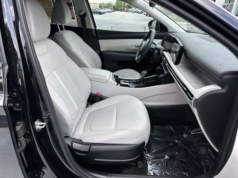 Used 2025 Hyundai Tucson SEL FWD image 33