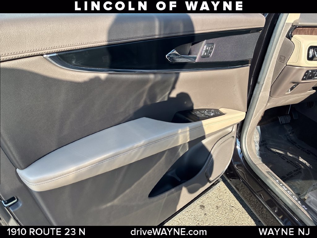 Certified 2023 Lincoln Nautilus Reserve AWD/4WD image 13