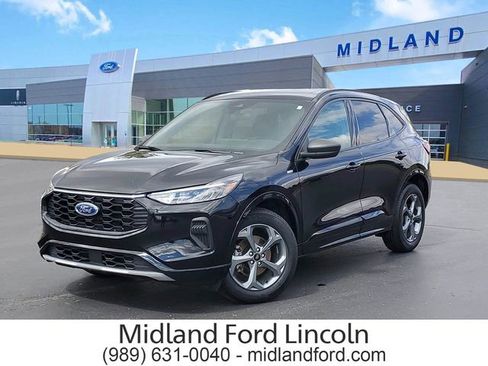 Certified 2024 Ford Escape ST-Line w/ Tech Pack #1 AWD/4WD image 1