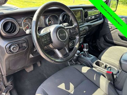 Used 2018 Jeep Wrangler Unlimited Sport S AWD/4WD image 8