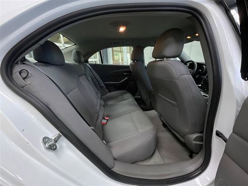 Used 2014 Chevrolet Malibu LS image 23