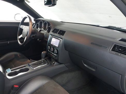 Used 2008 Dodge Challenger SRT8 RWD image 29