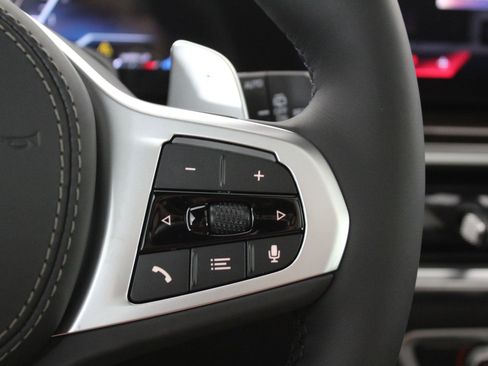 Used 2026 BMW X5 xDrive40i w/ M Sport Package image 29