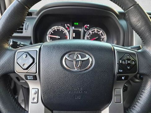 Used 2021 Toyota 4Runner Limited AWD/4WD image 12