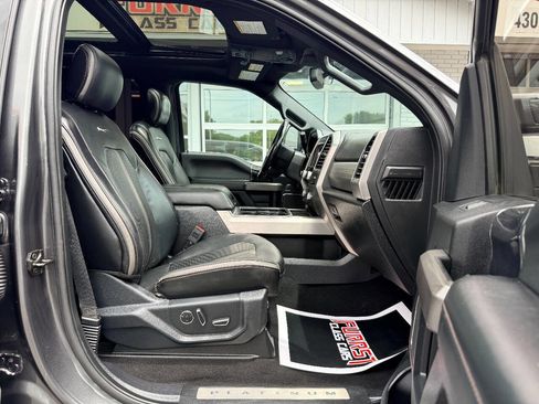 Used 2020 Ford F250 Platinum w/ FX4 Off-Road Package AWD/4WD image 40