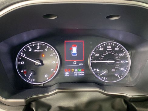Used 2025 Subaru Outback Limited w/ Tech Package 3 AWD/4WD image 14