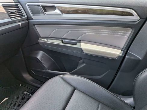 Certified 2023 Volkswagen Atlas SE AWD/4WD image 19