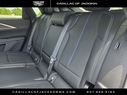 New 2026 Cadillac Lyriq Luxury AWD/4WD image 22