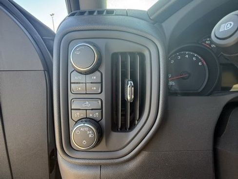 Used 2025 Chevrolet Silverado 1500 Custom Trail Boss image 13