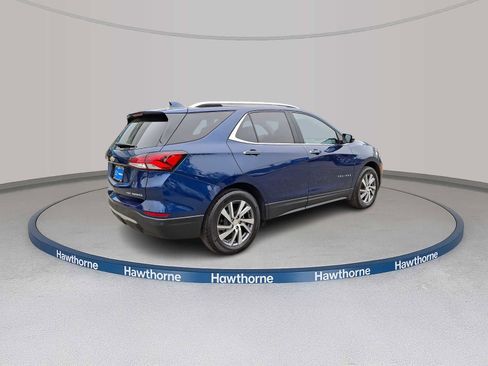 Used 2022 Chevrolet Equinox Premier AWD/4WD image 5