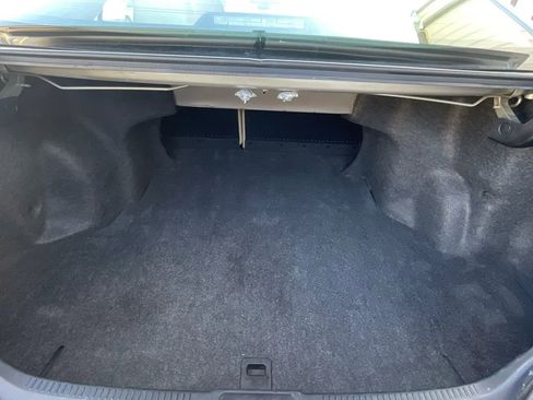 Used 2015 Toyota Camry LE image 26