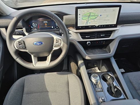 New 2026 Ford Explorer Active AWD/4WD image 16