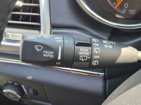 Used 2020 Jeep Grand Cherokee Limited AWD/4WD image 20