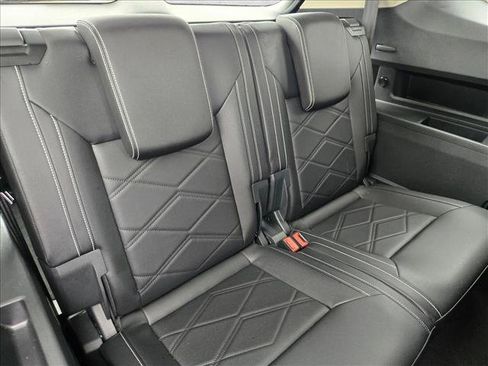 Used 2026 Volkswagen Atlas SE FWD image 19