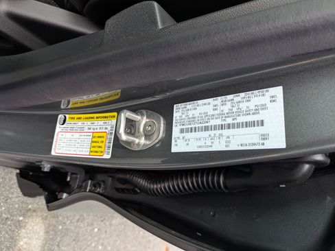 New 2026 Ford Escape SE w/ PHEV Premium Package FWD image 40