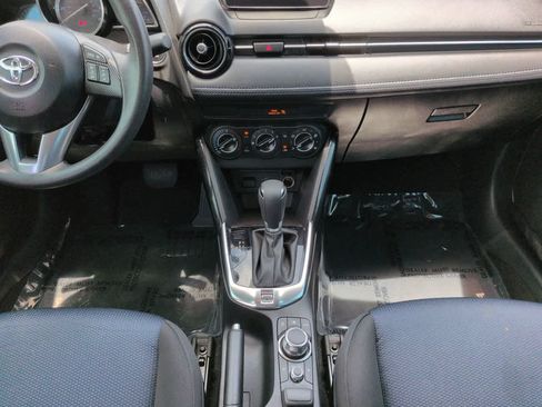 Certified 2017 Toyota Yaris iA FWD image 18