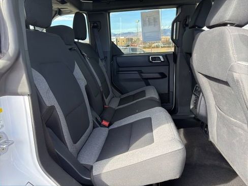 Used 2025 Ford Bronco Big Bend image 34