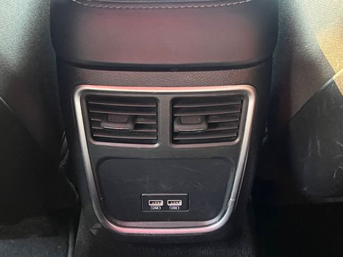 Used 2022 Dodge Charger Scat Pack RWD image 17