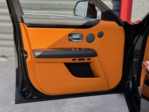 Used 2023 Rolls-Royce Ghost image 32