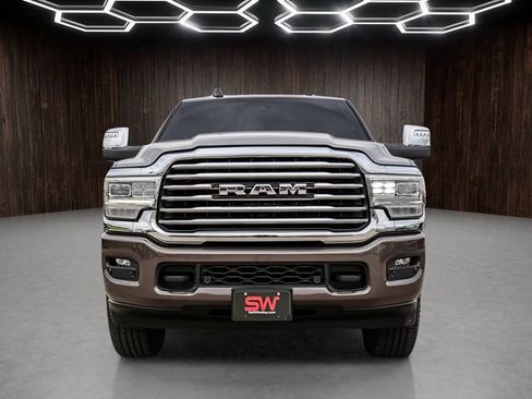 Used 2024 RAM 2500 Limited w/ Safety Group AWD/4WD image 2