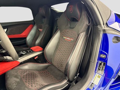 Used 2020 Lamborghini Huracan EVO AWD/4WD image 19