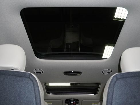 Used 2023 Hyundai Palisade Limited w/ Cargo Package image 8