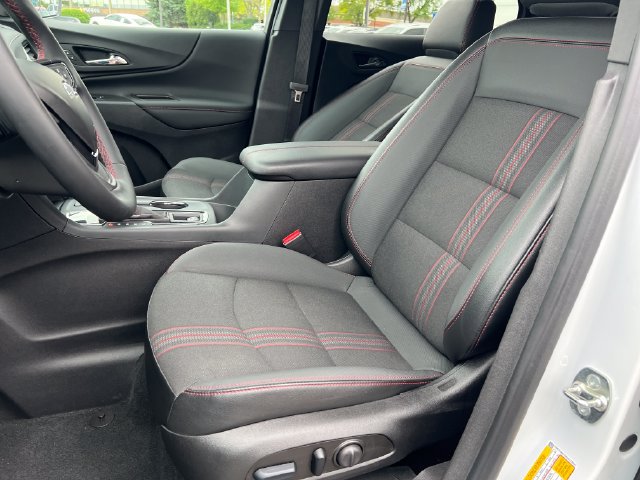 Certified 2024 Chevrolet Equinox RS w/ LPO, Floor Liner Package FWD image 20