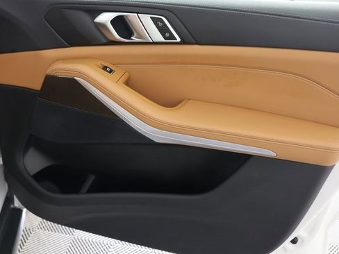 Used 2022 BMW X5 xDrive45e w/ Executive Package image 33