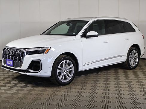 Used 2025 Audi Q7 3.0T Premium Plus AWD/4WD image 10