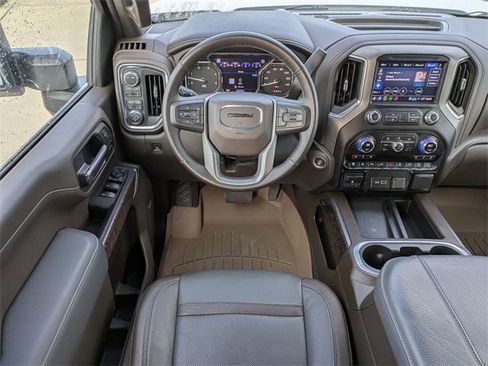 Used 2023 GMC Sierra 2500 Denali w/ Denali Ultimate Package image 17