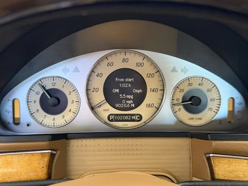 Used 2007 Mercedes-Benz E 350 Sedan image 14