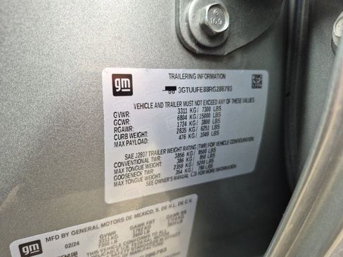 Used 2024 GMC Sierra 1500 AT4X w/ AT4X AEV Edition image 46