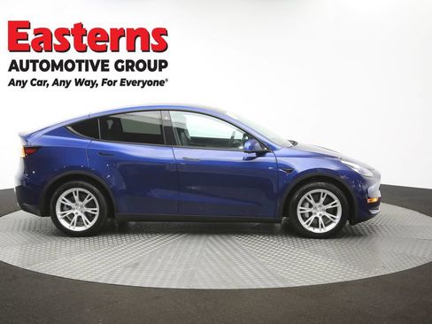 Used 2021 Tesla Model Y Long Range AWD/4WD image 41