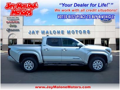 Used 2025 Toyota Tacoma SR5
