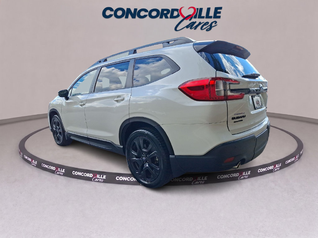Used 2023 Subaru Ascent Onyx Edition AWD/4WD image 5