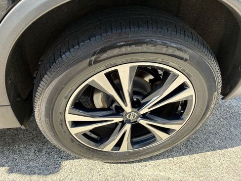 Used 2018 Nissan Rogue SL AWD/4WD image 15