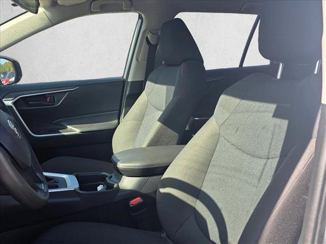 Used 2019 Toyota RAV4 LE w/ All Weather Liner Package AWD/4WD image 11