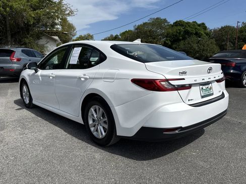 Used 2025 Toyota Camry LE FWD image 3