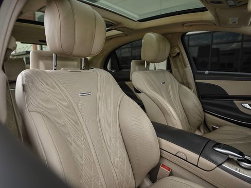 Used 2015 Mercedes-Benz S 63 AMG 4MATIC Sedan w/ Executive Rear Seat Package image 25