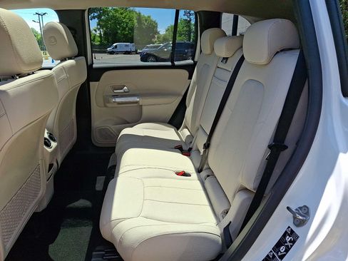 Certified 2023 Mercedes-Benz GLB 250 4MATIC image 8