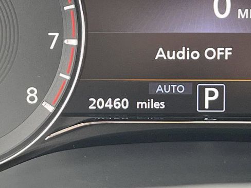 Certified 2024 INFINITI QX80 Sensory image 25