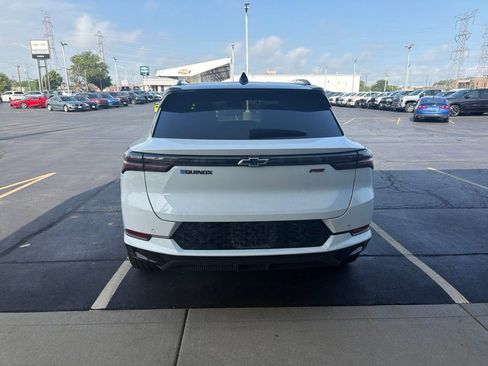 Used 2024 Chevrolet Equinox EV RS FWD image 3