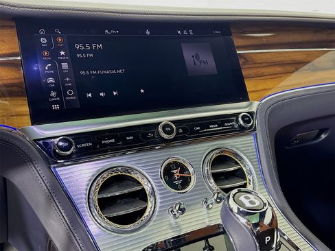 Certified 2024 Bentley Continental GT image 14