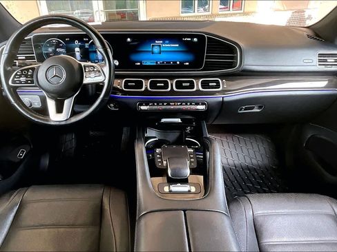 Used 2022 Mercedes-Benz GLS 450 4MATIC image 16